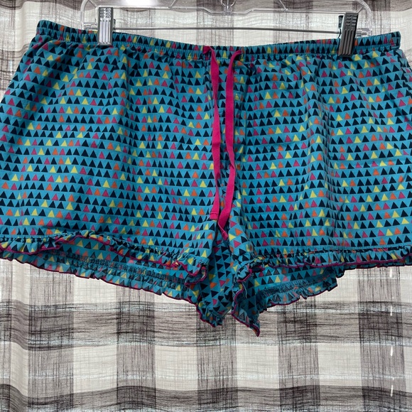 Jasmine & Ginger Other - Jasmine & Ginger Teal and Pink Geometric Sleep Shorts